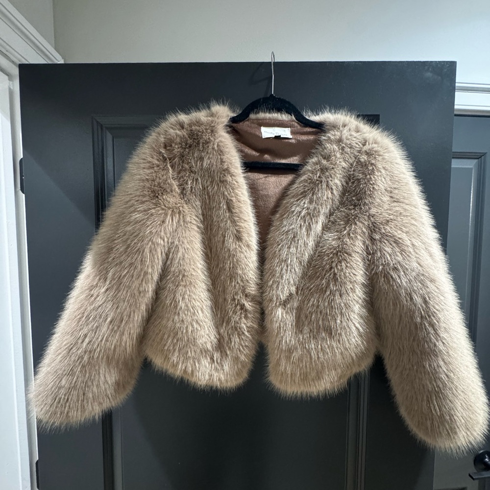 Elegant Faux Fur Jacket